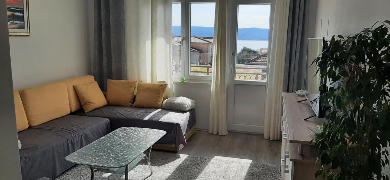 Apartment Biskupovic Dugi Rat Extérieur photo