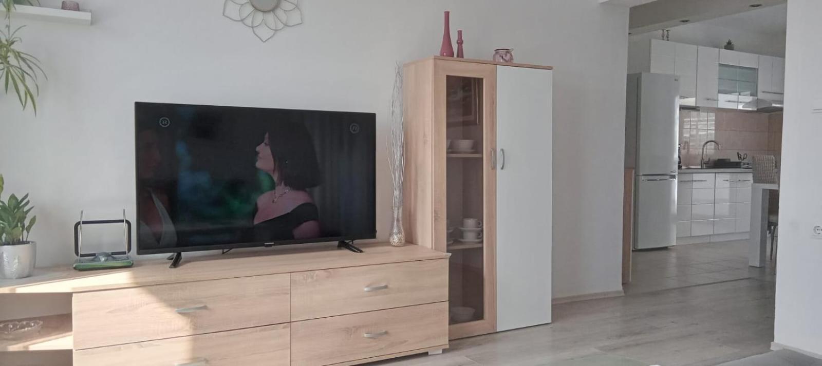 Apartment Biskupovic Dugi Rat Extérieur photo