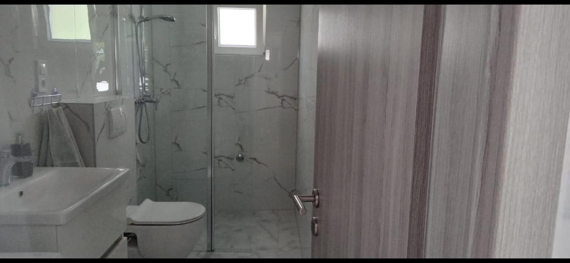 Apartment Biskupovic Dugi Rat Extérieur photo
